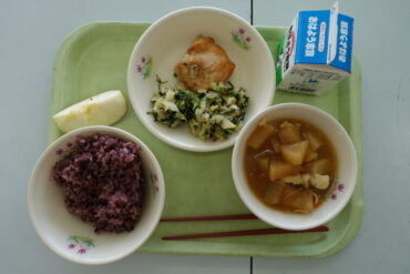 万葉給食をいただきました